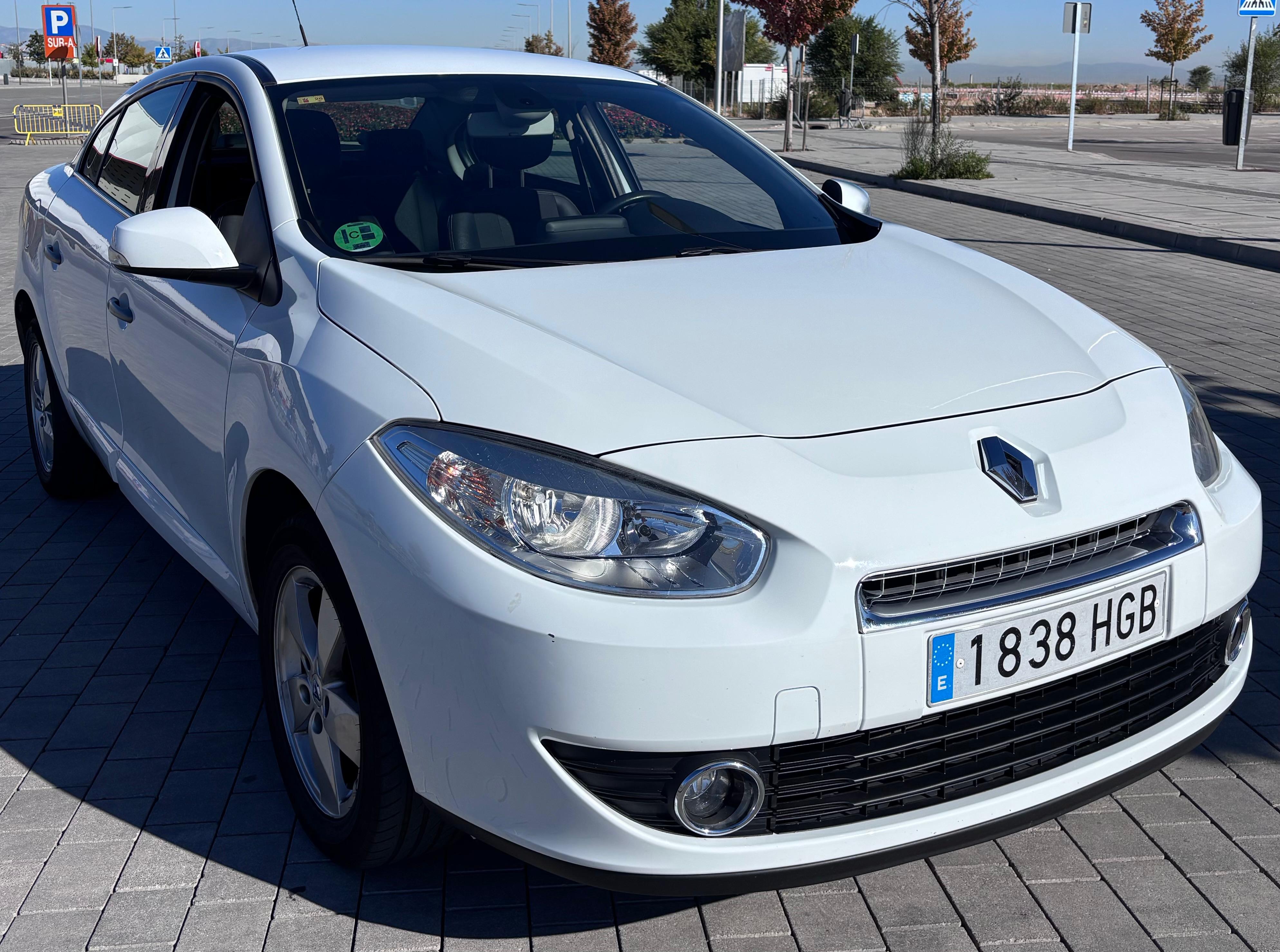 RENAULT FLUENCE 1.6 i  110CV